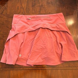 Lululemon skirt size 2
